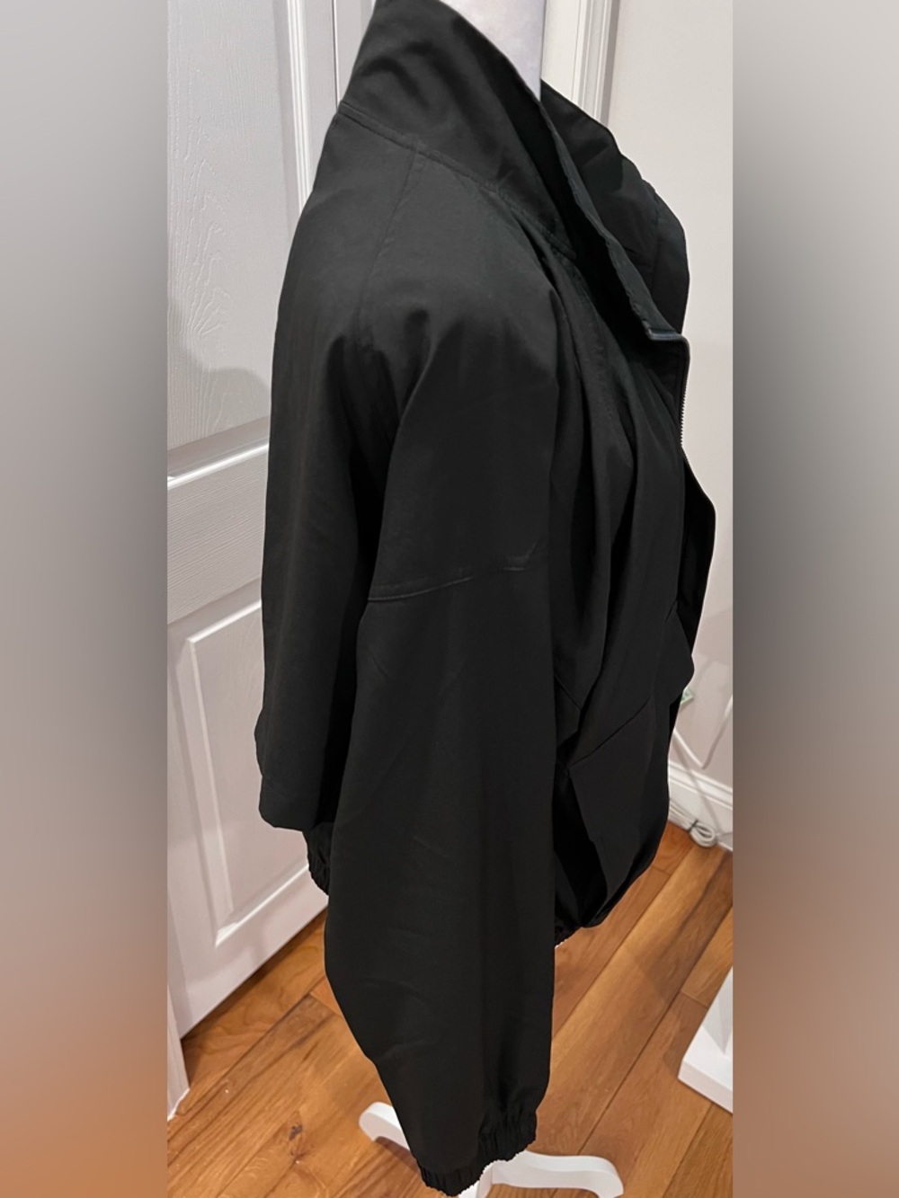Old Navy Active Stretch Tech Jacket | Black | Large - Picture 3 of 11